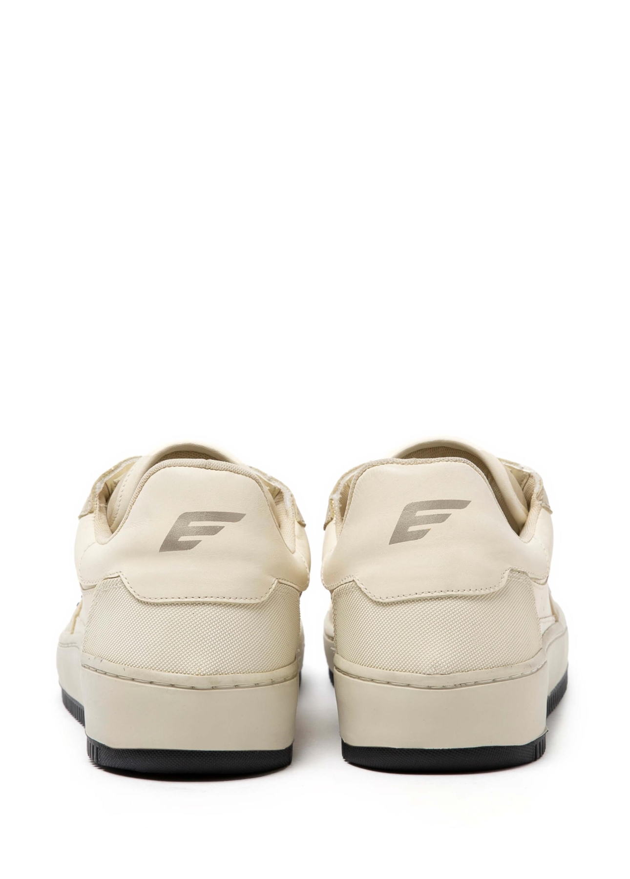 Tênis Ellus Globetrotter Off White