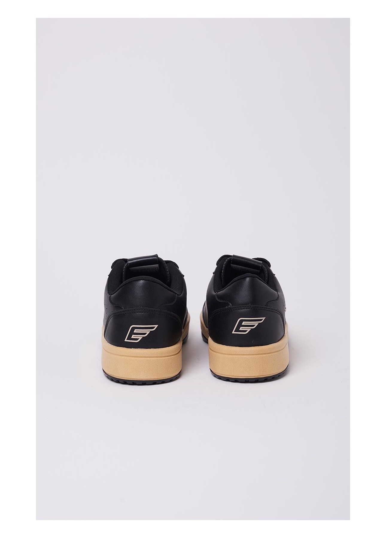 Tenis Hailey Ellus Preto