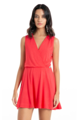 Vestido Ellus Crepe Desire Transpasse Curto Vermelho Vivo