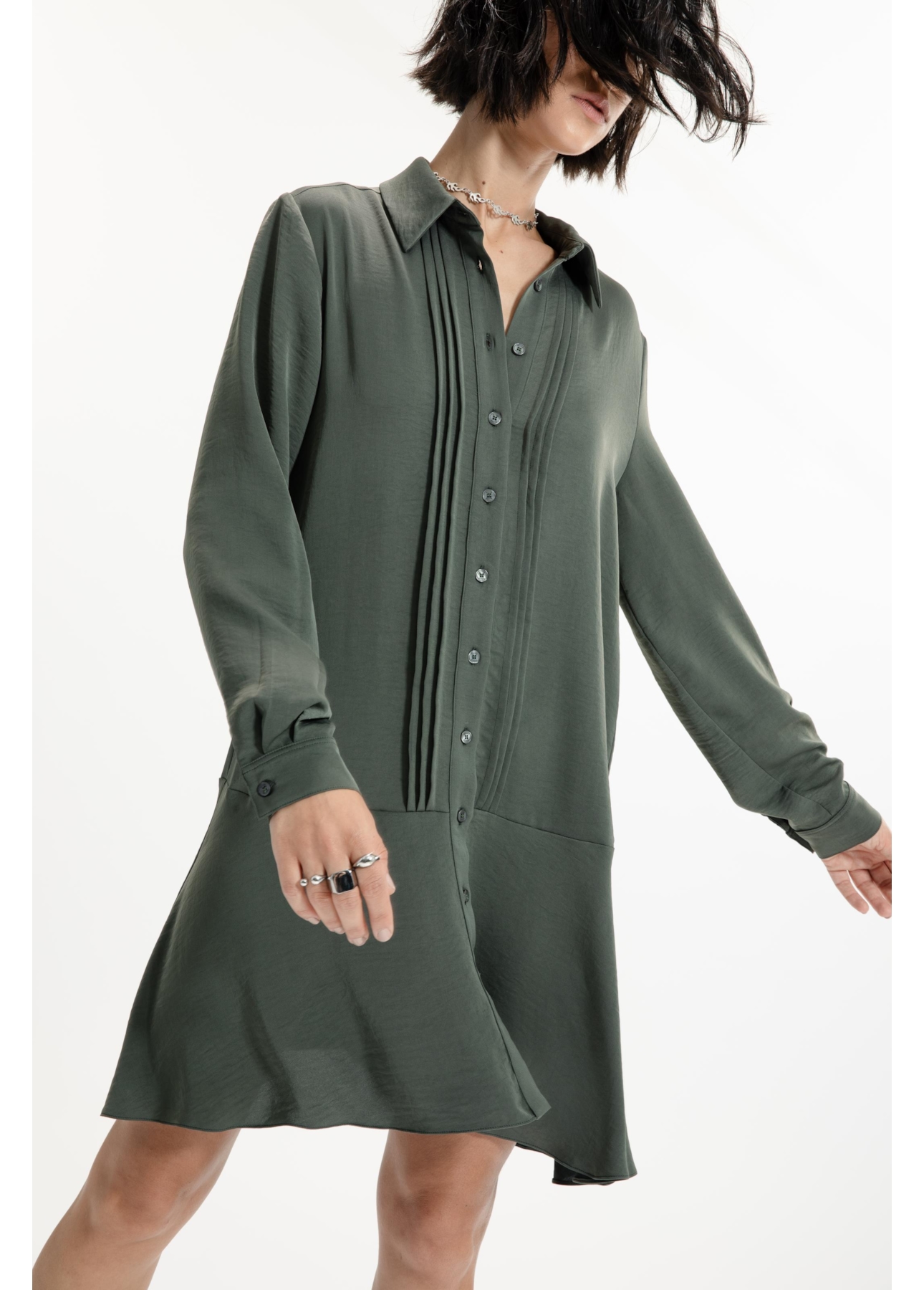 Vestido Fluid Breeze Pleats Verde Militar