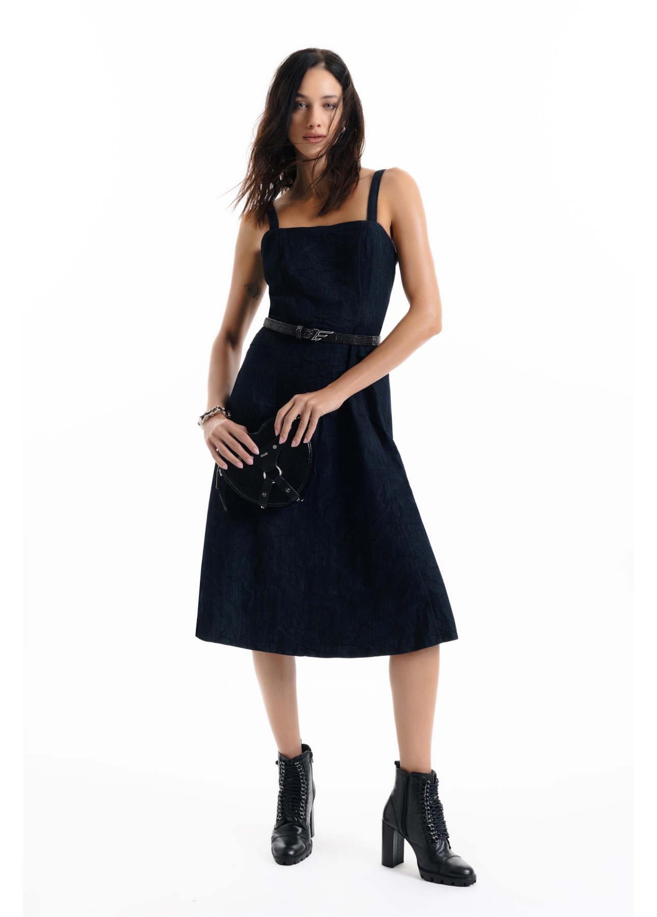 Vestido High Comfort Dark Indigo Bolso 2107 Lav.Amac.+res.e Amas