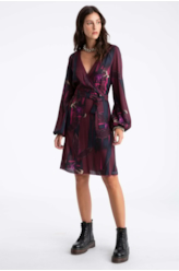 Vestido Incandescente Overlap Contrast Dark Wine