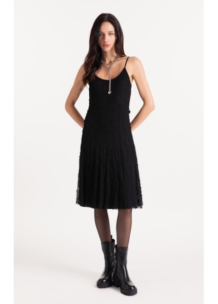 Vestido Larios Strappy Knee Preto