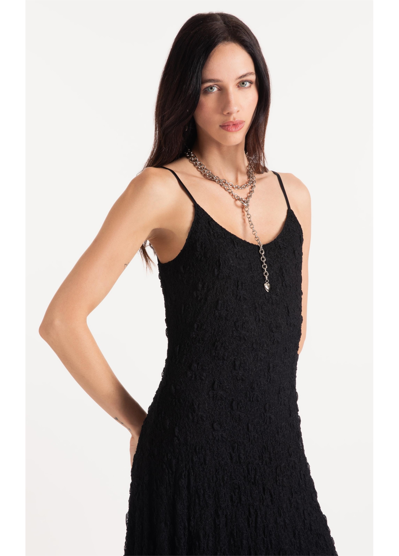 Vestido Larios Strappy Knee Preto