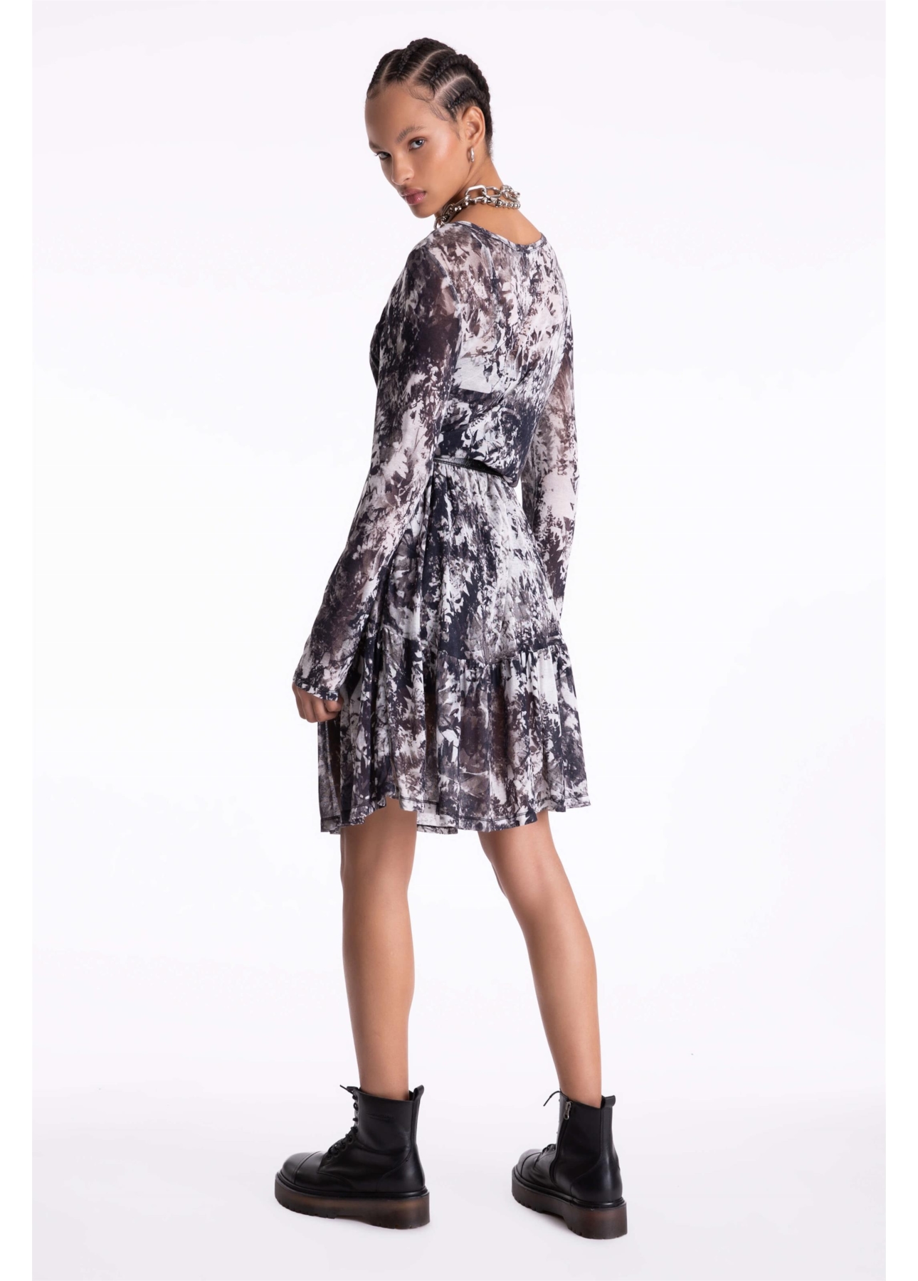 Vestido Leaface Ruffle Preto