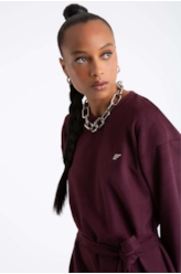 Vestido Nobu Straight Dark Wine
