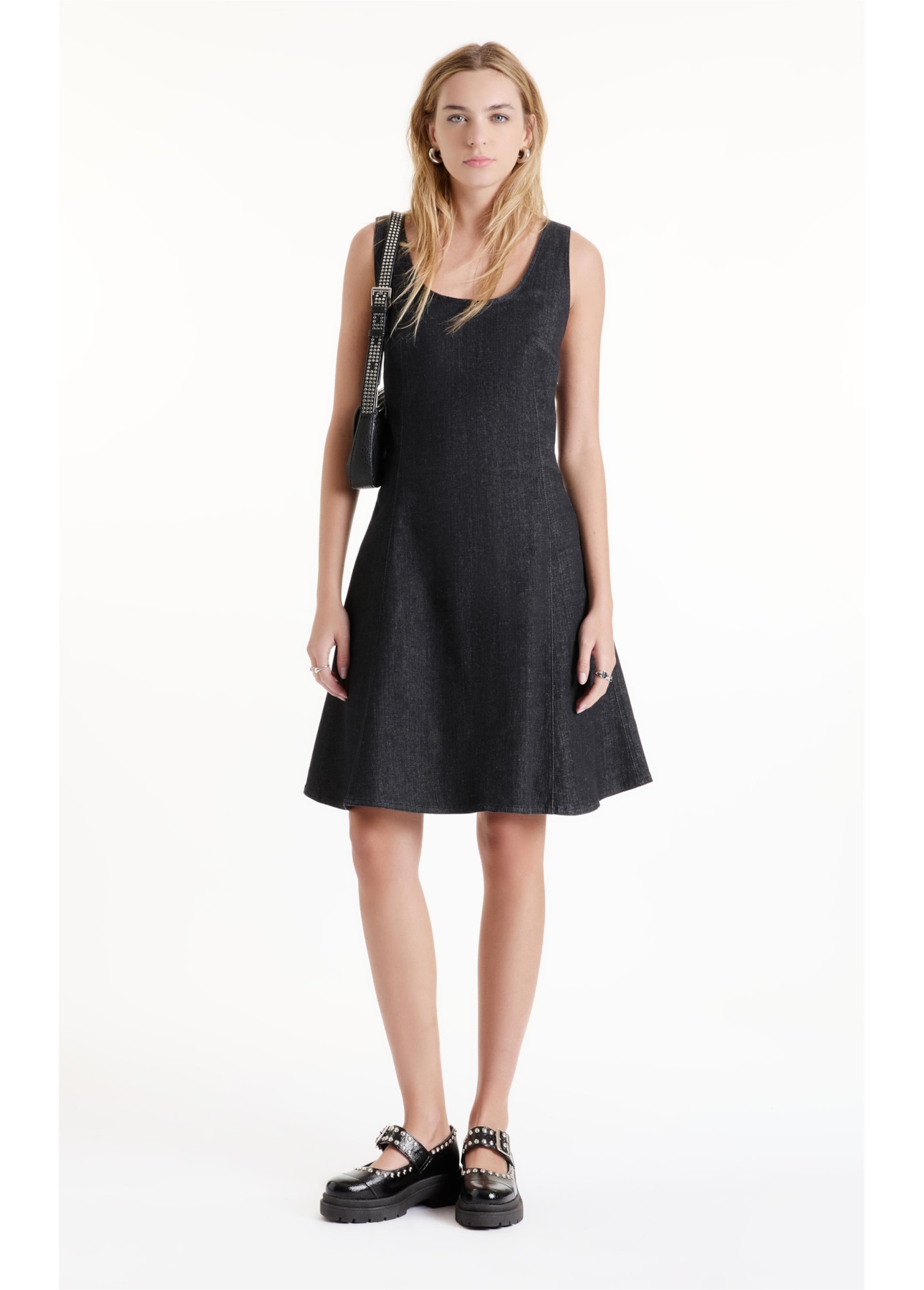 Vestido Ocean Elastic  Ilhós Lav. Amaciado