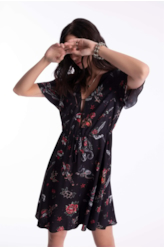 Vestido Old School Adjustment Padrao 1