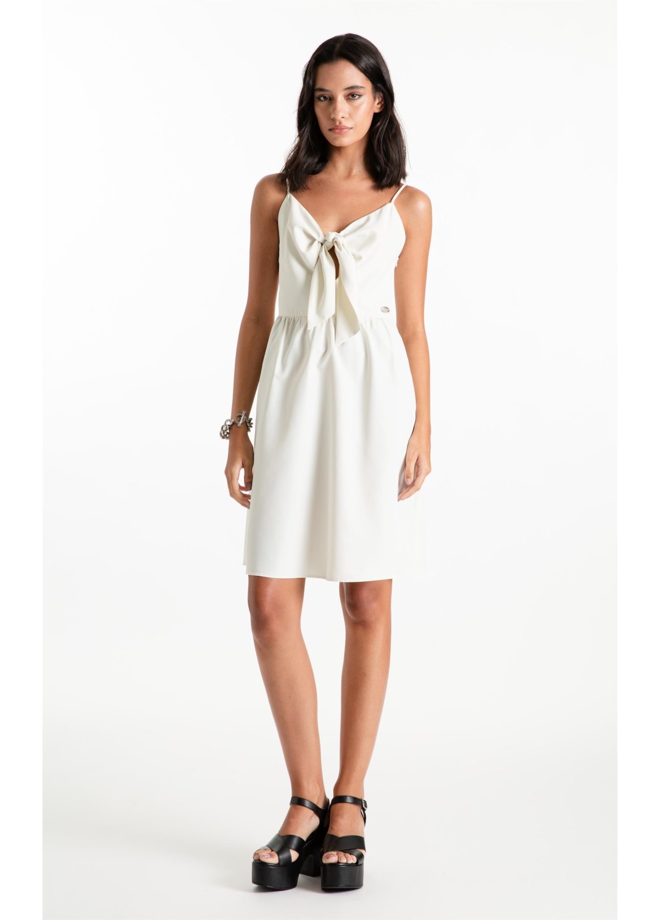 Vestido Techno Speed Strapp Bow Knee Prata