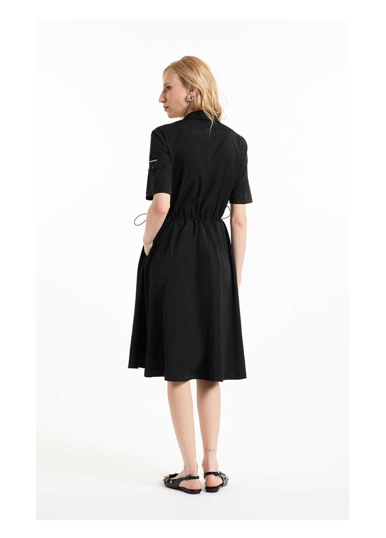 Vestido Techno Twill Arm Preto