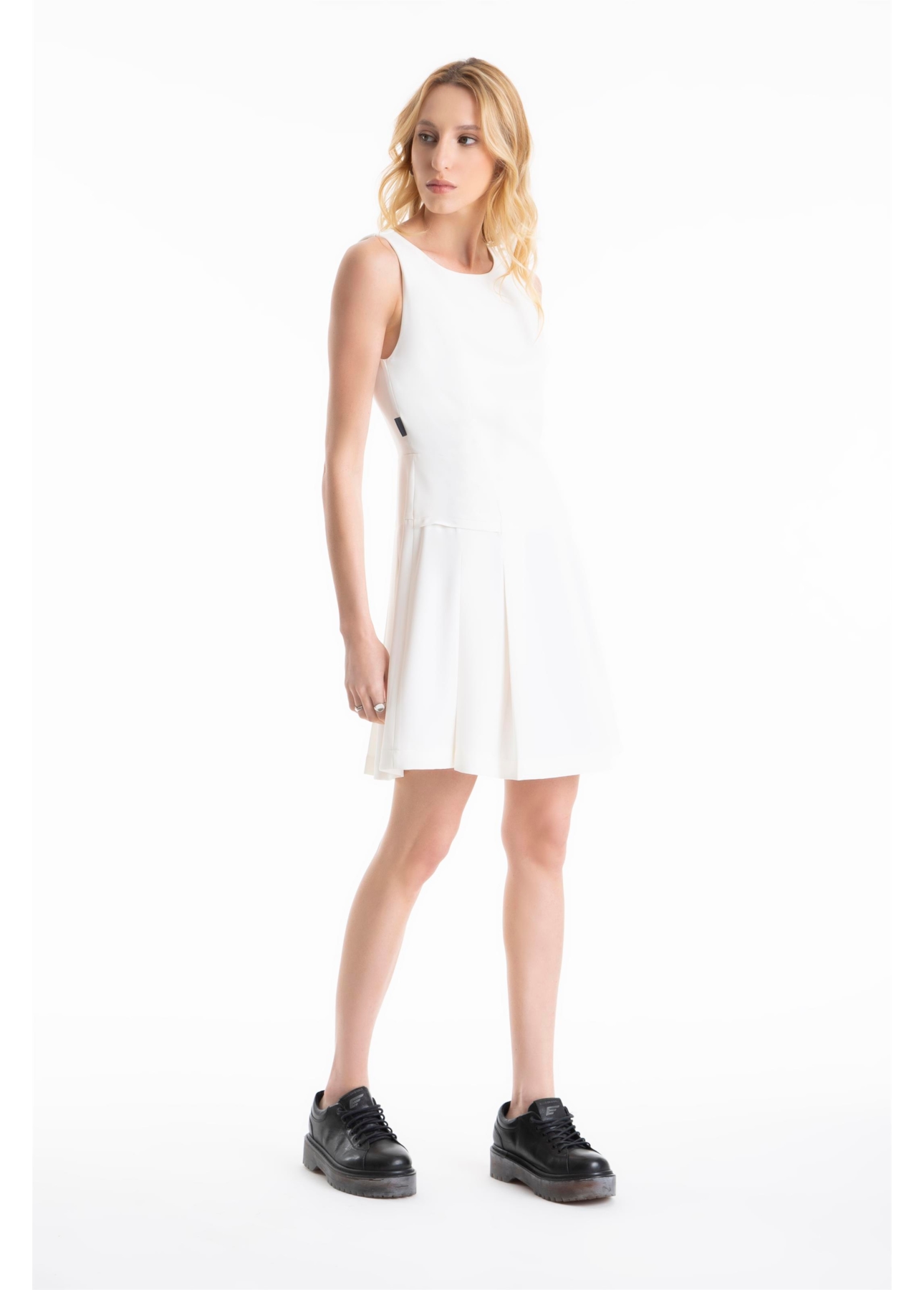 Vestido Toquio Tailoring Pleats Off White