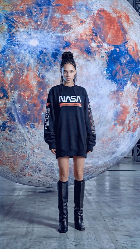Ellus space